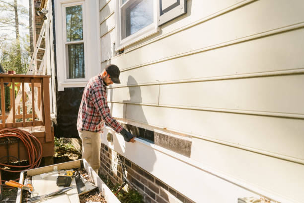 Top rated local Emergency Siding Repair specialists in Marengo, IL